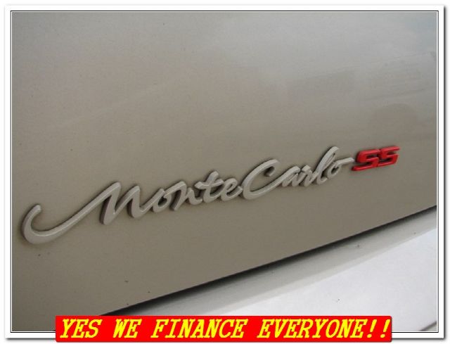 2000 Chevrolet Monte Carlo 4dr Sdn Auto (natl) Hatchback