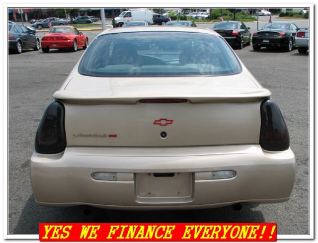 2000 Chevrolet Monte Carlo 4dr Sdn Auto (natl) Hatchback