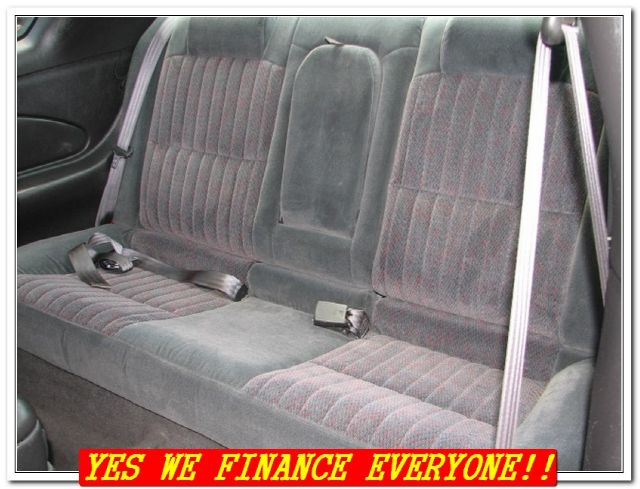 2000 Chevrolet Monte Carlo 4dr Sdn Auto (natl) Hatchback