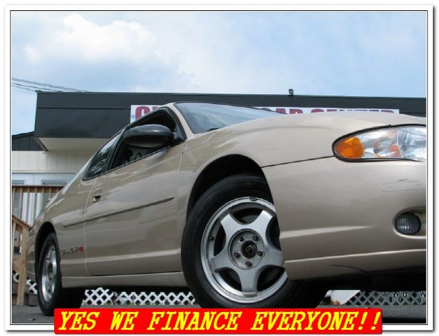 2000 Chevrolet Monte Carlo 4dr Sdn Auto (natl) Hatchback