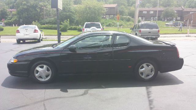 2000 Chevrolet Monte Carlo 4dr Sdn Auto (natl) Hatchback