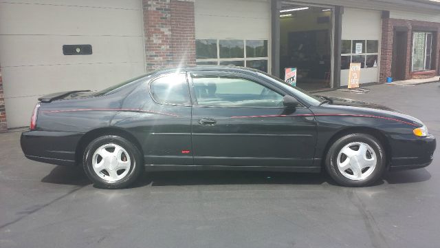 2000 Chevrolet Monte Carlo 4dr Sdn Auto (natl) Hatchback