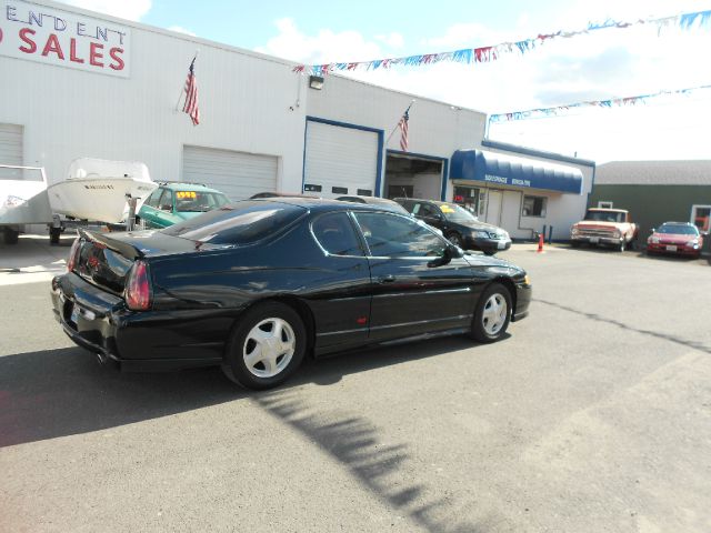 2001 Chevrolet Monte Carlo 4dr Sdn Auto (natl) Hatchback