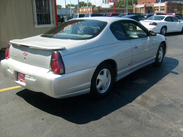 2001 Chevrolet Monte Carlo 4dr Sdn Auto (natl) Hatchback