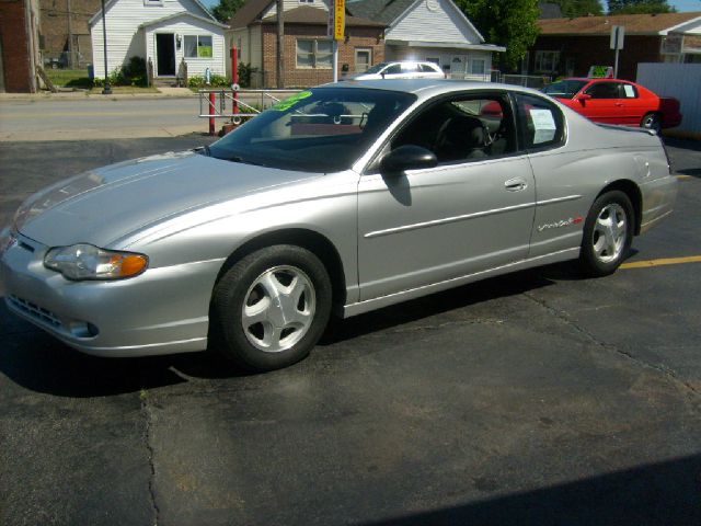 2001 Chevrolet Monte Carlo 4dr Sdn Auto (natl) Hatchback