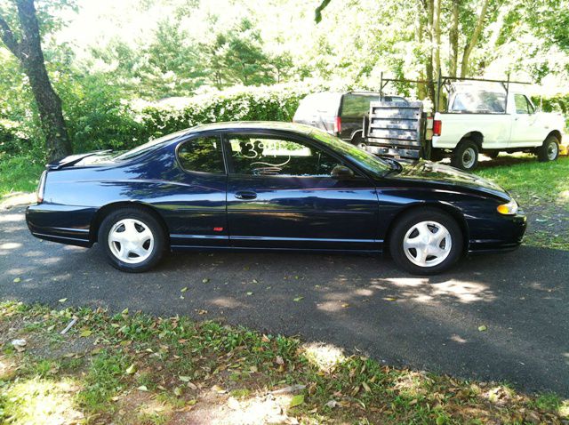 2001 Chevrolet Monte Carlo 4dr Sdn Auto (natl) Hatchback