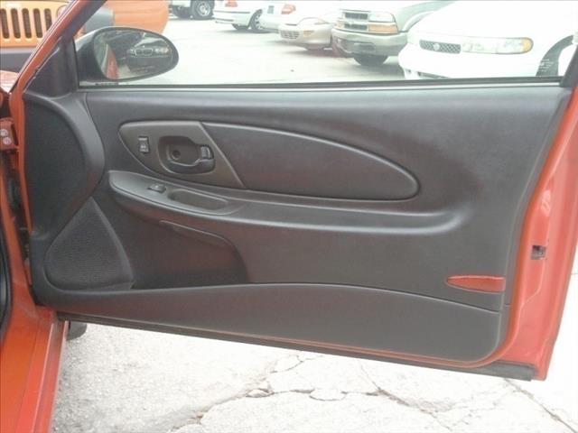 2001 Chevrolet Monte Carlo LT Sport Wagon