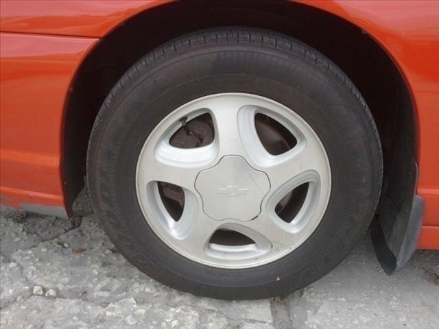 2001 Chevrolet Monte Carlo LT Sport Wagon