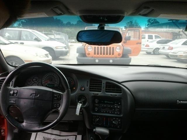 2001 Chevrolet Monte Carlo LT Sport Wagon