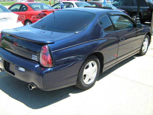 2001 Chevrolet Monte Carlo 4dr Sdn Auto (natl) Hatchback