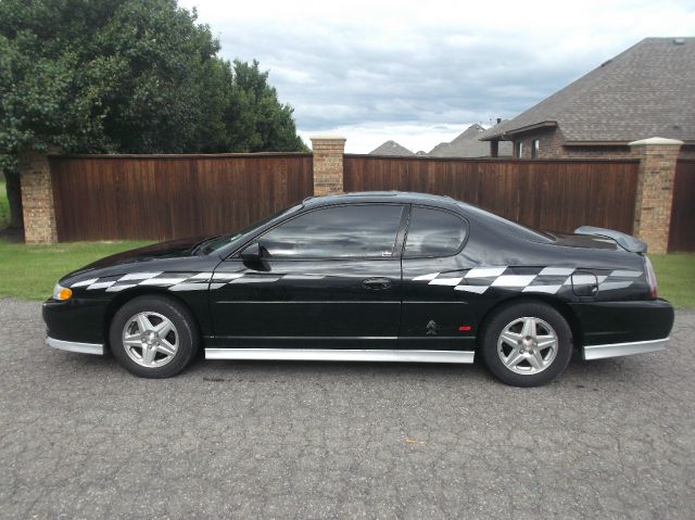 2001 Chevrolet Monte Carlo L.T. 4-w.d. 5.3L