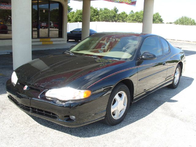 2001 Chevrolet Monte Carlo 4dr Sdn Auto (natl) Hatchback