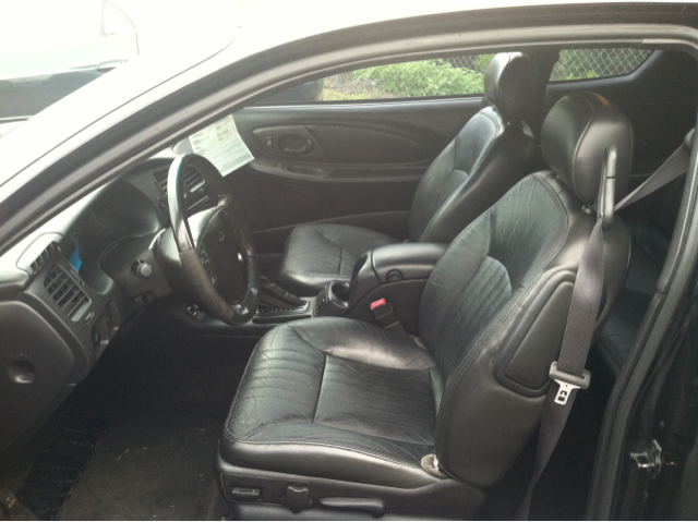 2001 Chevrolet Monte Carlo 4dr Sdn Auto (natl) Hatchback