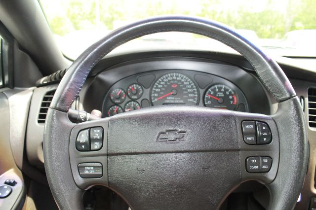 2002 Chevrolet Monte Carlo 4dr Sdn Auto (natl) Hatchback