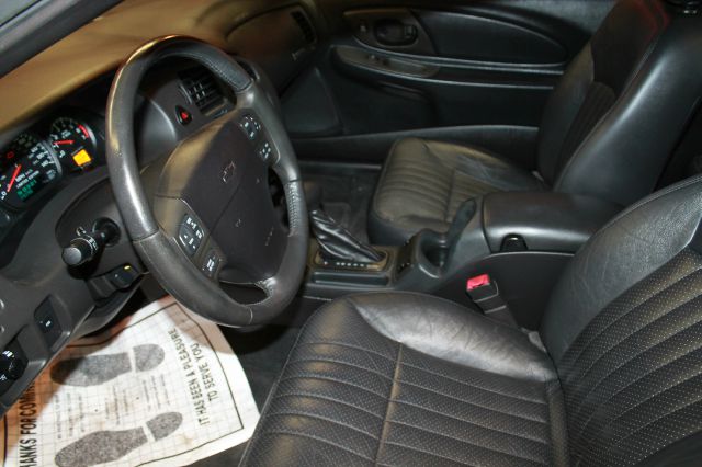 2002 Chevrolet Monte Carlo 4dr Sdn Auto (natl) Hatchback