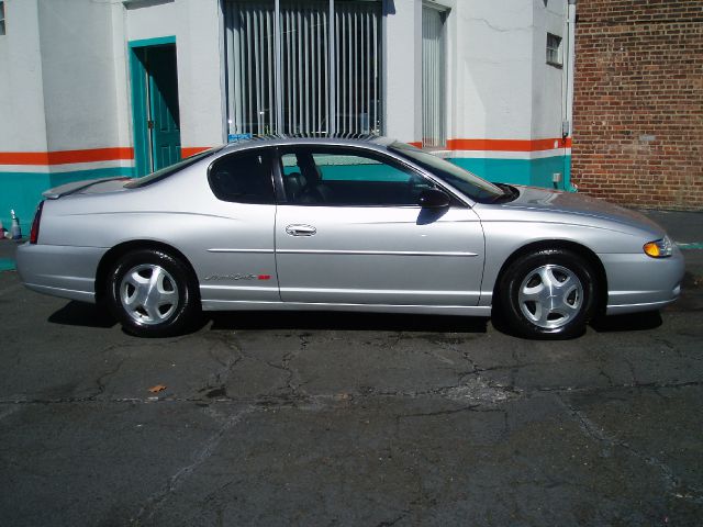 2002 Chevrolet Monte Carlo 4dr Sdn Auto (natl) Hatchback
