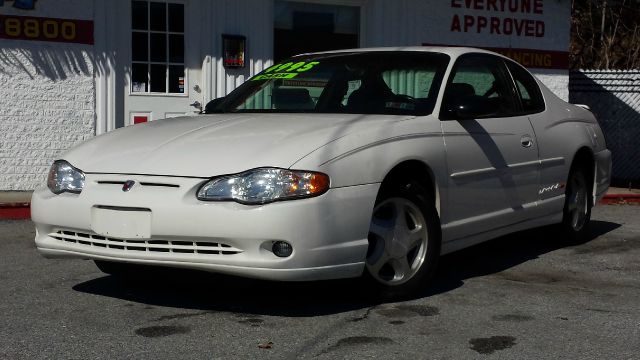 2002 Chevrolet Monte Carlo 4dr Sdn Auto (natl) Hatchback