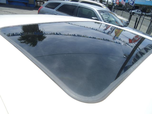 2002 Chevrolet Monte Carlo 4dr Sdn Auto (natl) Hatchback