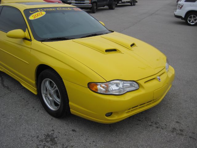 2002 Chevrolet Monte Carlo 4dr Sdn Auto (natl) Hatchback