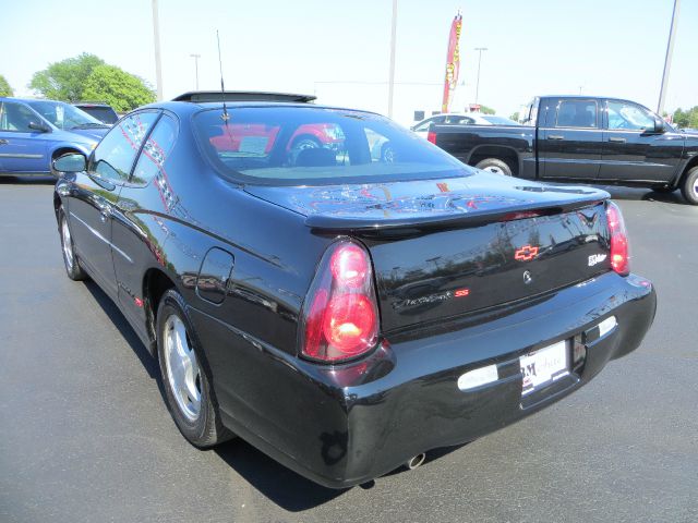 2002 Chevrolet Monte Carlo 4dr Sdn Auto (natl) Hatchback