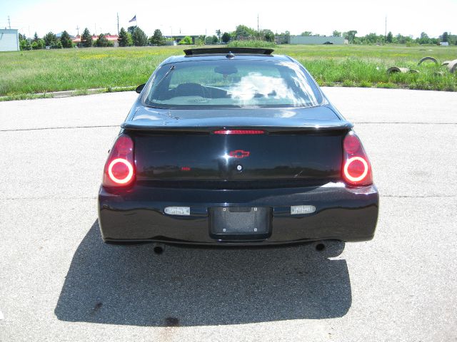 2003 Chevrolet Monte Carlo 4dr Sdn Auto (natl) Hatchback