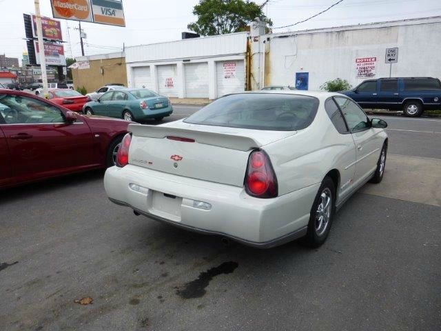 2003 Chevrolet Monte Carlo 4dr Sdn Auto (natl) Hatchback
