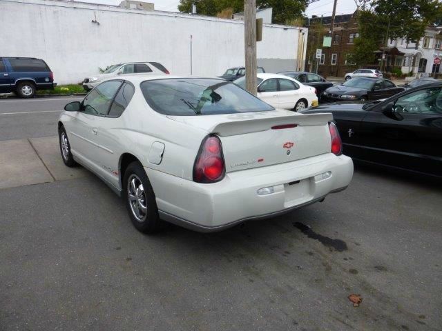 2003 Chevrolet Monte Carlo 4dr Sdn Auto (natl) Hatchback