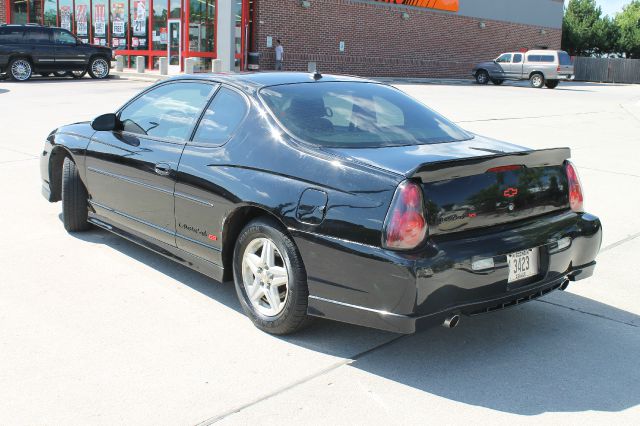 2003 Chevrolet Monte Carlo 4dr Sdn Auto (natl) Hatchback