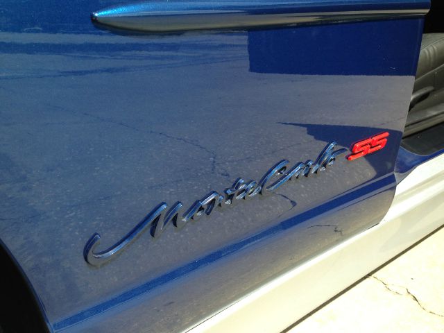 2003 Chevrolet Monte Carlo 4dr Sdn Auto (natl) Hatchback