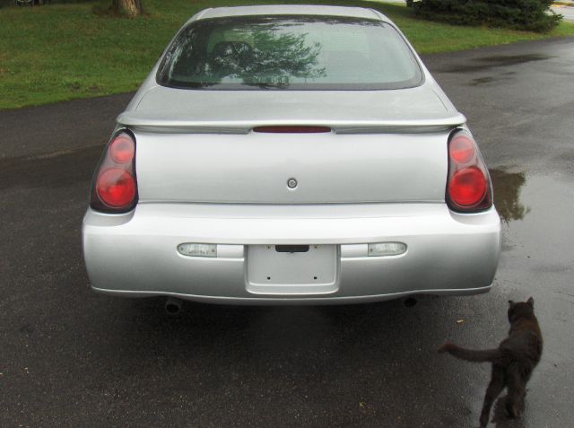 2004 Chevrolet Monte Carlo 4dr Sdn Auto (natl) Hatchback