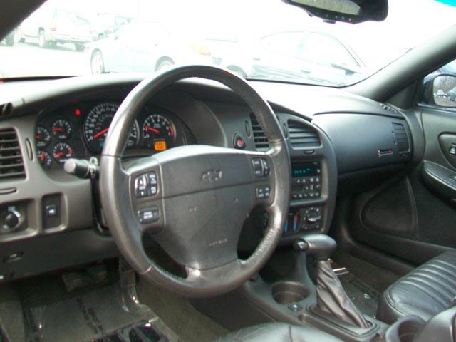 2004 Chevrolet Monte Carlo GXE 4dr Sedan
