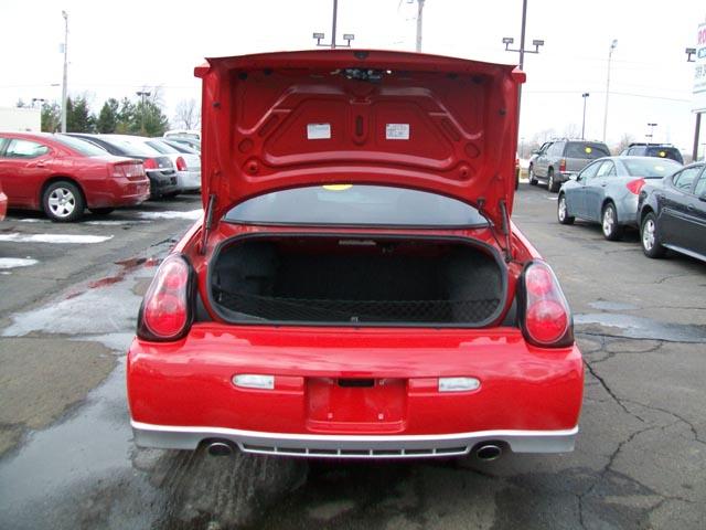 2004 Chevrolet Monte Carlo GXE 4dr Sedan