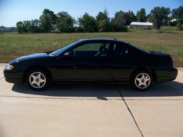 2004 Chevrolet Monte Carlo 4dr Sdn Auto (natl) Hatchback