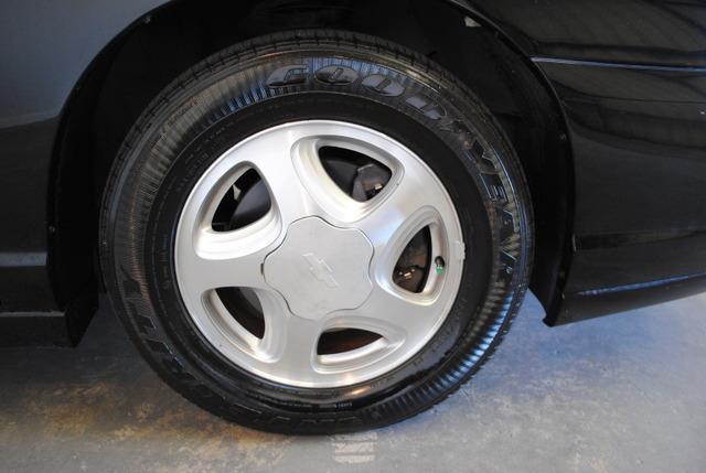 2005 Chevrolet Monte Carlo SL1