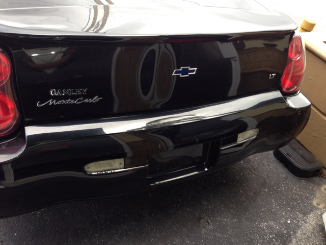 2005 Chevrolet Monte Carlo SL1