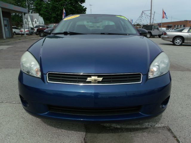 2006 Chevrolet Monte Carlo LS A4WD