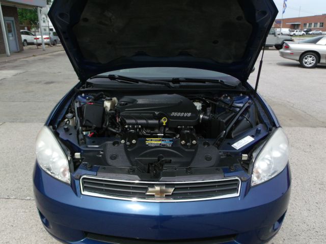 2006 Chevrolet Monte Carlo LS A4WD