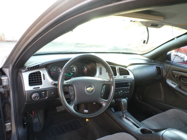 2006 Chevrolet Monte Carlo LS A4WD