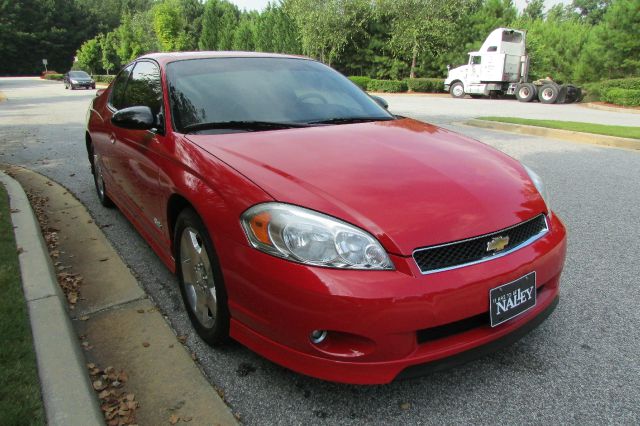 2006 Chevrolet Monte Carlo 4dr Sdn Auto (natl) Hatchback