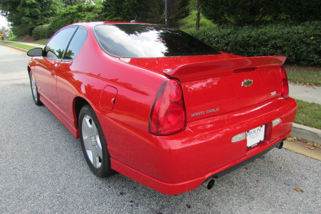 2006 Chevrolet Monte Carlo 4dr Sdn Auto (natl) Hatchback