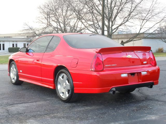 2006 Chevrolet Monte Carlo 4dr Sdn Auto (natl) Hatchback