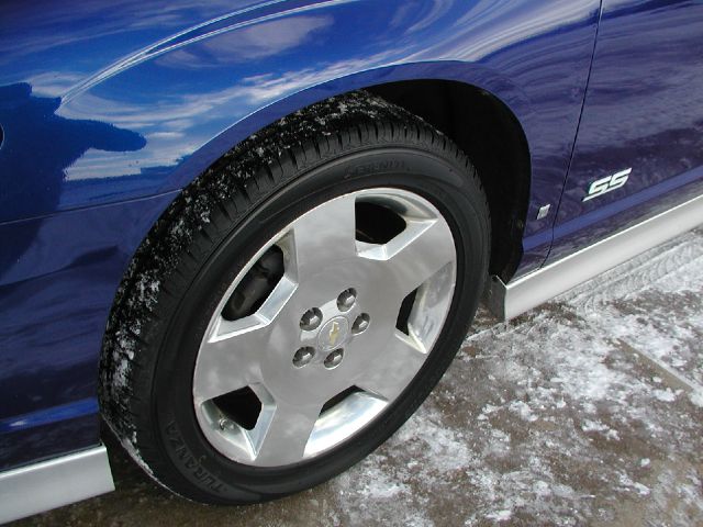 2006 Chevrolet Monte Carlo 4dr Sdn Auto (natl) Hatchback