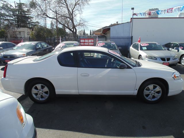 2006 Chevrolet Monte Carlo LS A4WD
