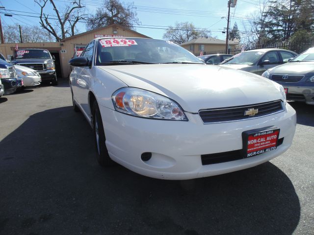 2006 Chevrolet Monte Carlo LS A4WD