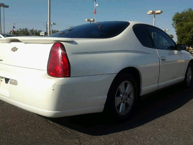 2006 Chevrolet Monte Carlo SL1