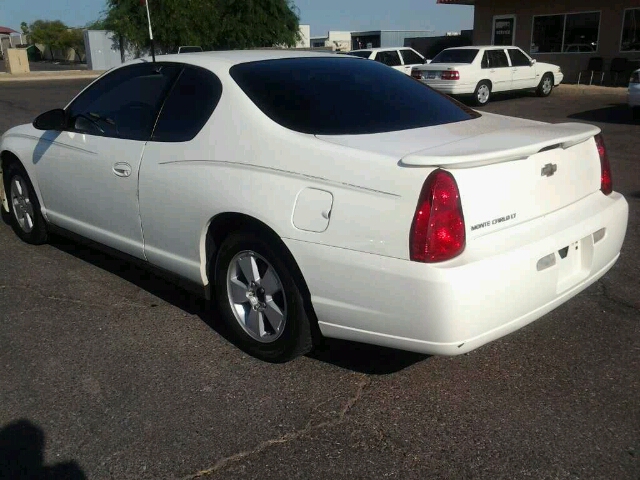 2006 Chevrolet Monte Carlo SL1