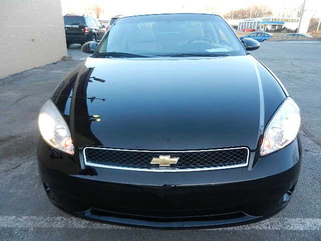 2006 Chevrolet Monte Carlo 4dr Sdn Auto (natl) Hatchback