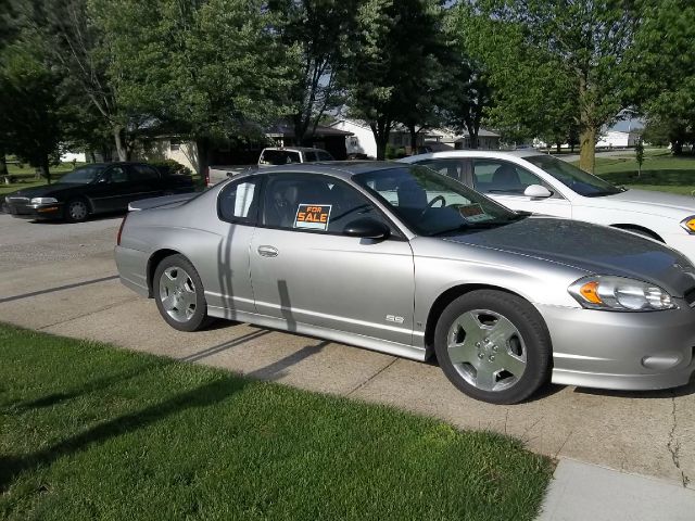 2006 Chevrolet Monte Carlo 4dr Sdn Auto (natl) Hatchback