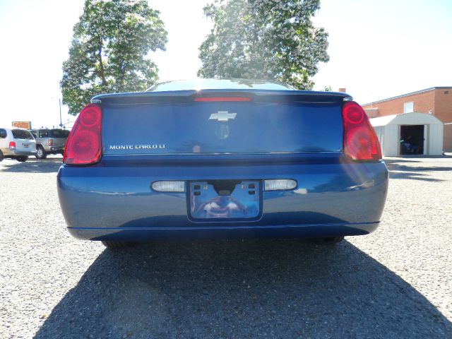 2006 Chevrolet Monte Carlo LS A4WD