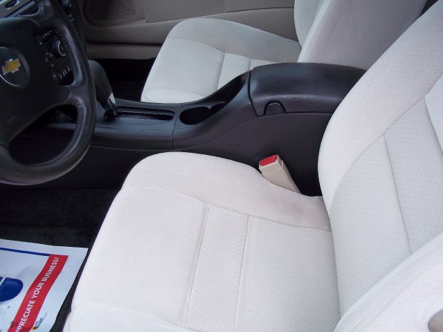 2006 Chevrolet Monte Carlo SL1